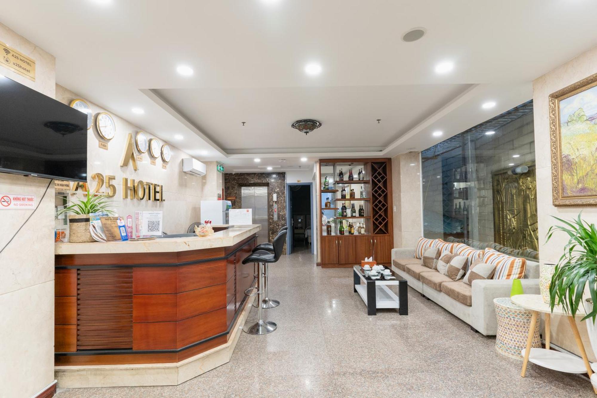 A25 Hotel - 14 Luong Huu Khanh Ho Şi Min Dış mekan fotoğraf