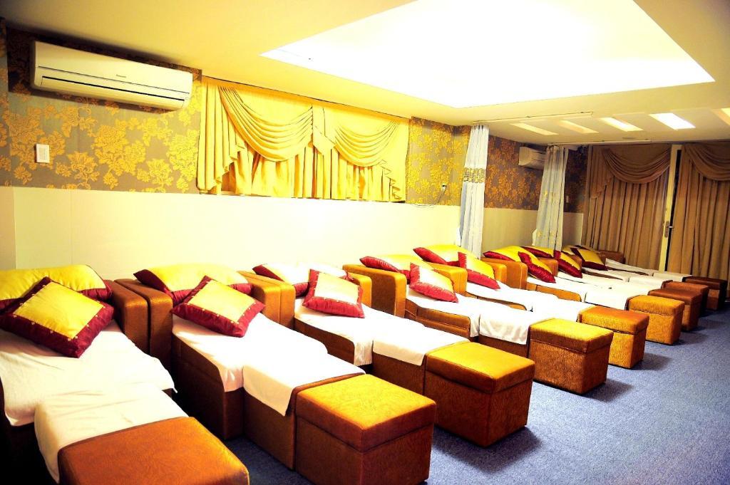 A25 Hotel - 14 Luong Huu Khanh Ho Şi Min Dış mekan fotoğraf